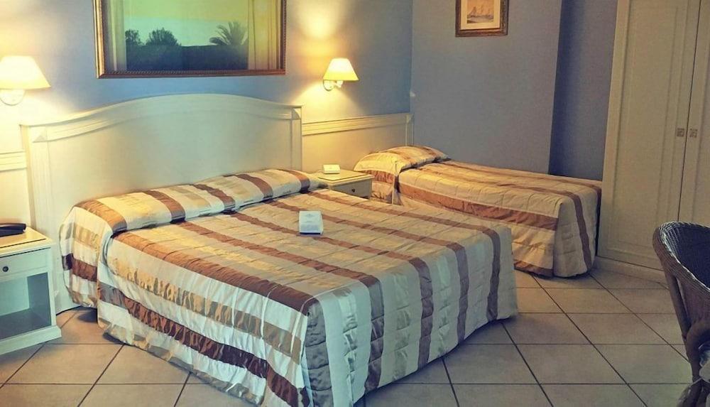 Conchiglia Azzurra Resort & Beach Porto Cesareo Bagian luar foto