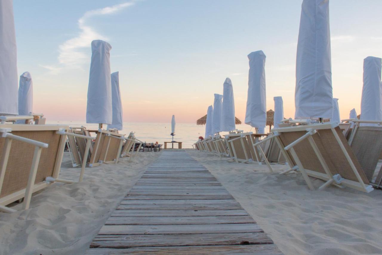 Conchiglia Azzurra Resort & Beach Porto Cesareo Bagian luar foto