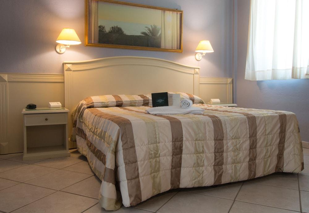 Conchiglia Azzurra Resort & Beach Porto Cesareo Bagian luar foto